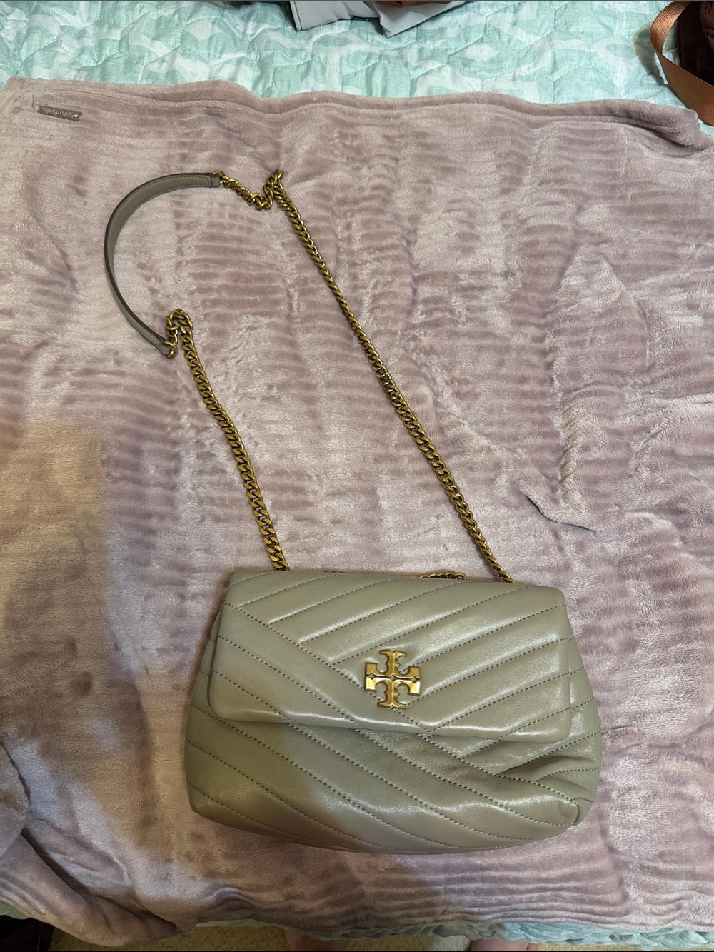 Tory Burch Kira crossbody in taupe with gold chain